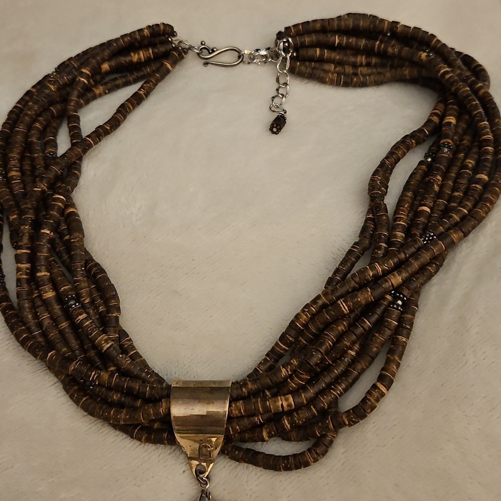 Heishi Shell Beaded Chrysanthemum Fossil Coral Teardrop Pendant Necklace - Picture 4 of 12